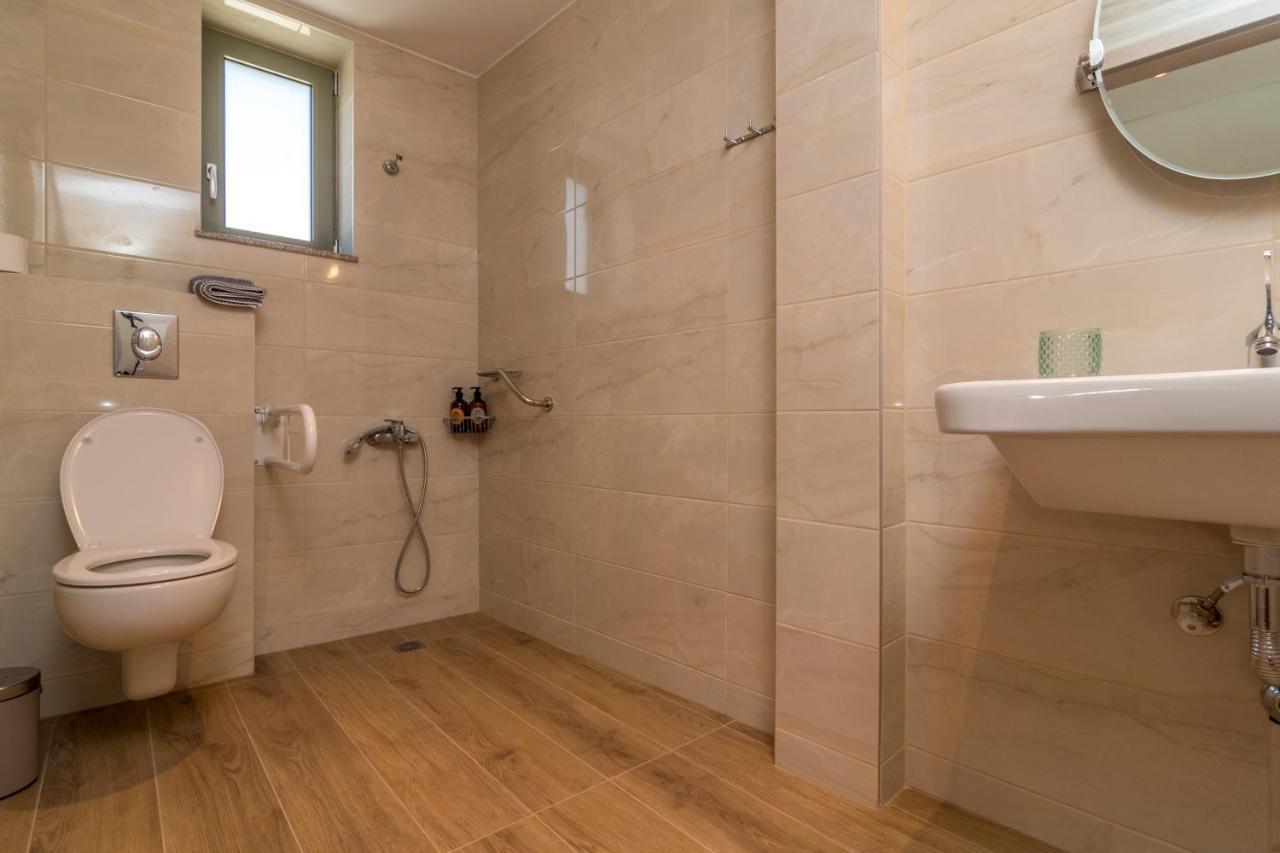 Evriali Comfort Living Palaiochora Zewnętrze zdjęcie