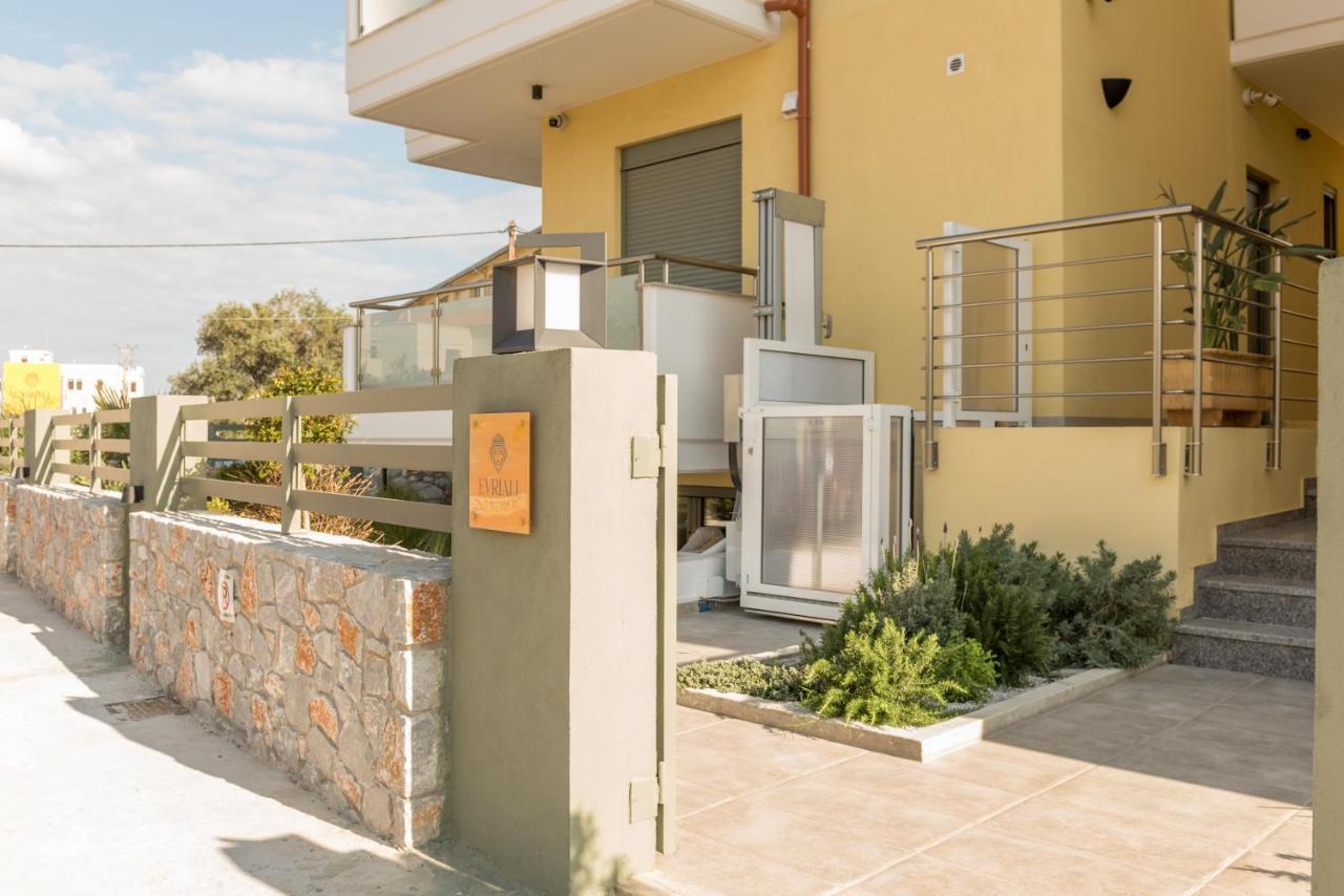 Evriali Comfort Living Palaiochora Zewnętrze zdjęcie